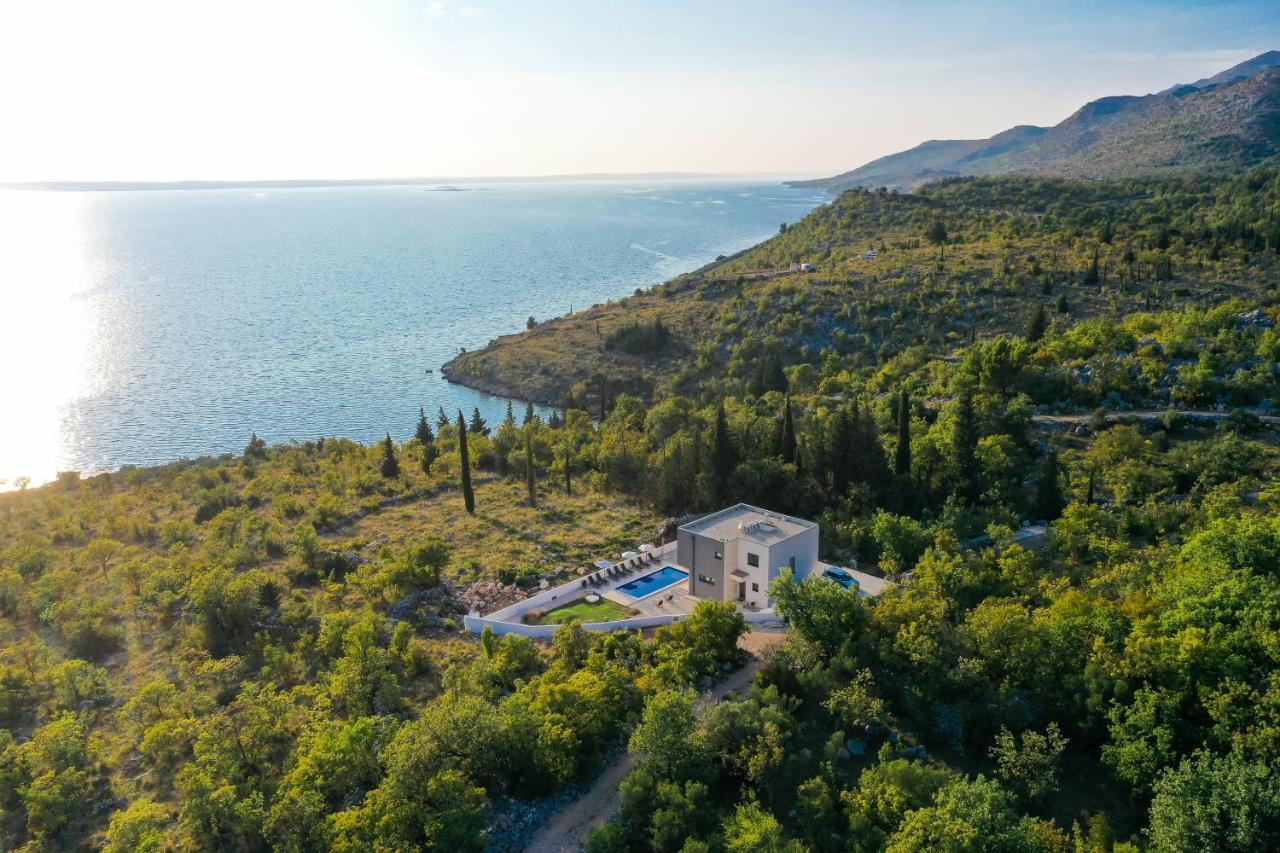 Royal Promons - Heated Pool Βίλα Starigrad Paklenica Εξωτερικό φωτογραφία