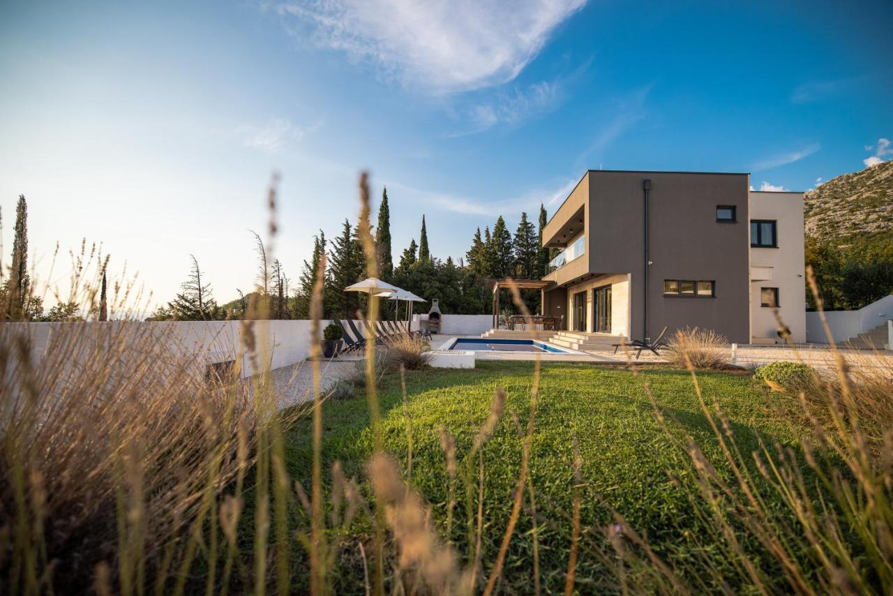 Royal Promons - Heated Pool Βίλα Starigrad Paklenica Εξωτερικό φωτογραφία
