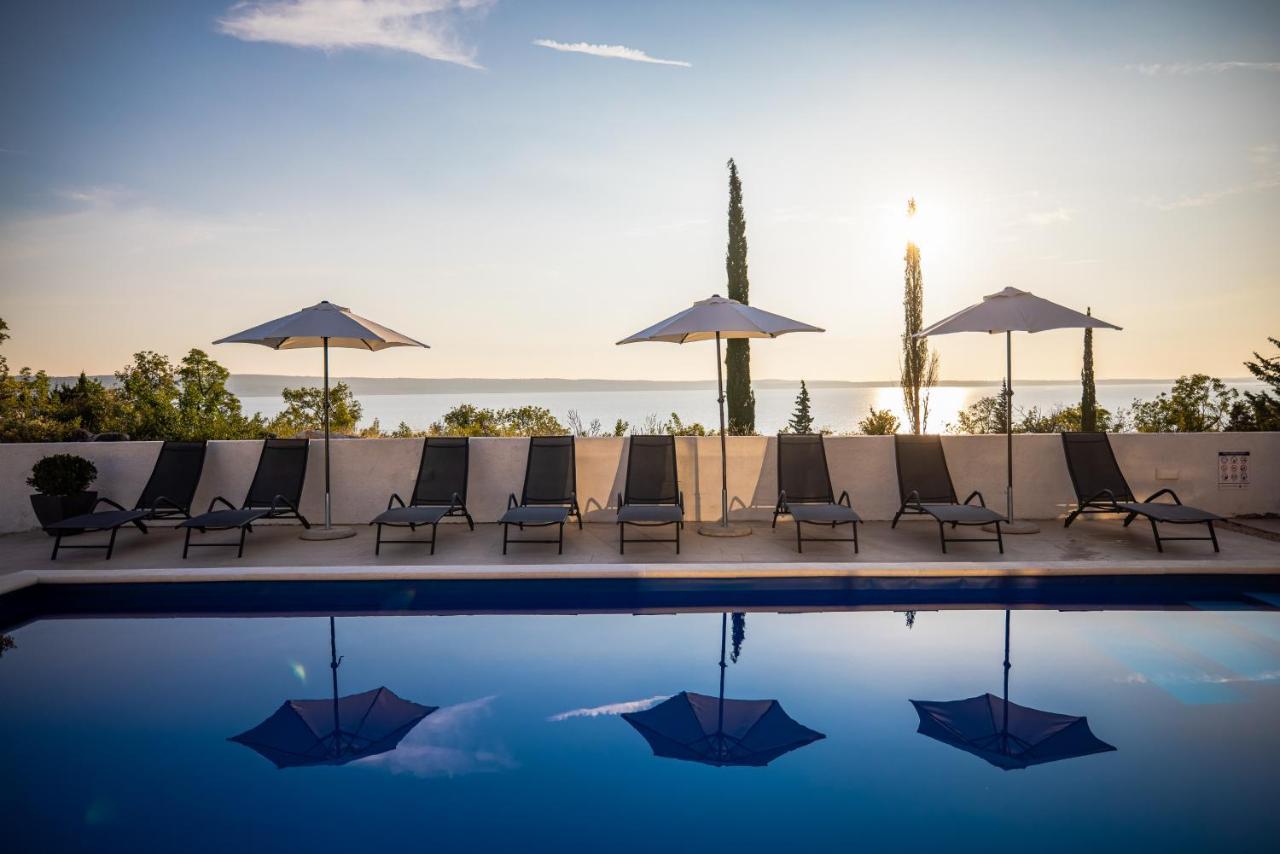 Royal Promons - Heated Pool Βίλα Starigrad Paklenica Εξωτερικό φωτογραφία
