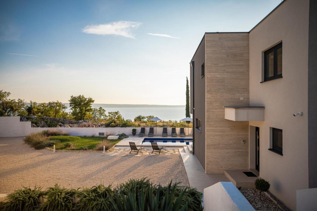 Royal Promons - Heated Pool Βίλα Starigrad Paklenica Εξωτερικό φωτογραφία