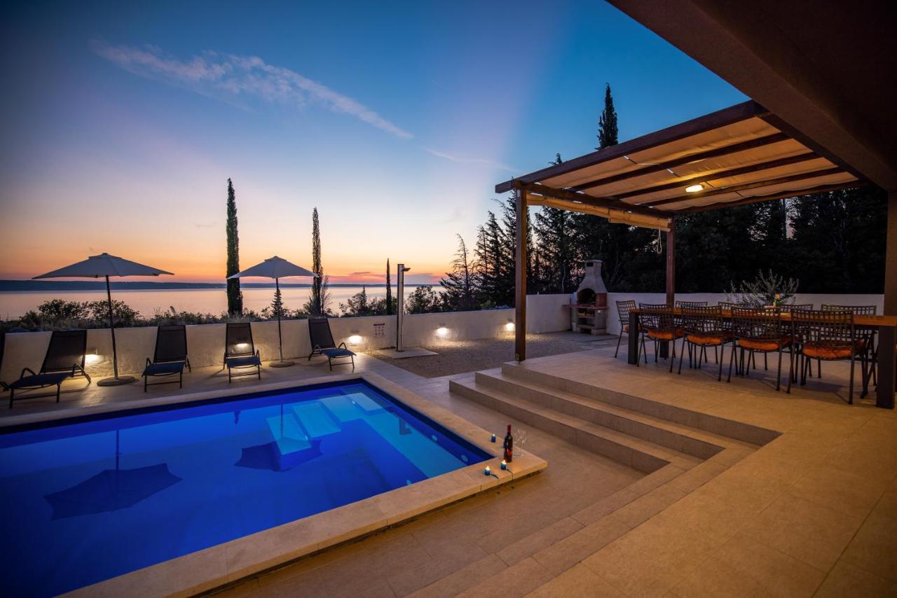 Royal Promons - Heated Pool Βίλα Starigrad Paklenica Εξωτερικό φωτογραφία